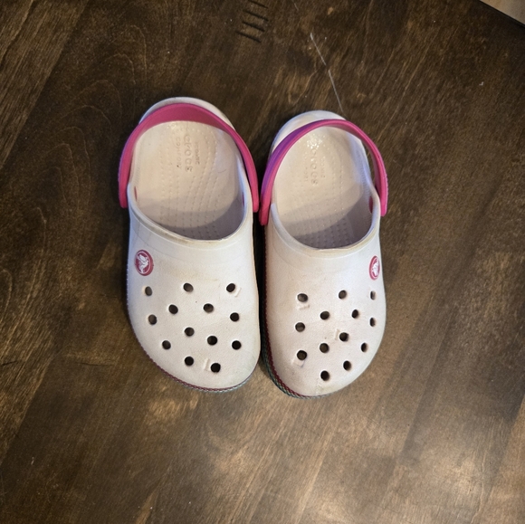 Pink Crocs Size C11 - Picture 2 of 4